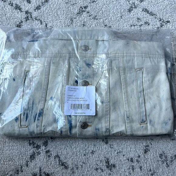 NWT! Free People Rumors Denim Jacket - Jones Tie Dye Blue - Size Small - Picture 7 of 7